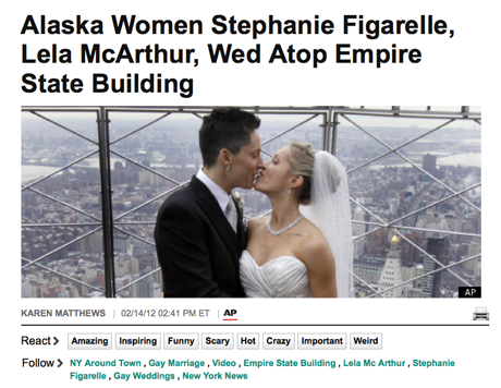 Huffingtonpost Screenshot: 2 Frauen heiraten auf dem Empire State