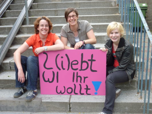 CSD-Macherinnen: Susanne, Eileen und Meike vom CSD Wiesbaden