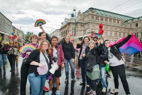 Fundraising: Erhaltet den Nachlass der Historikerin Ines Rieder